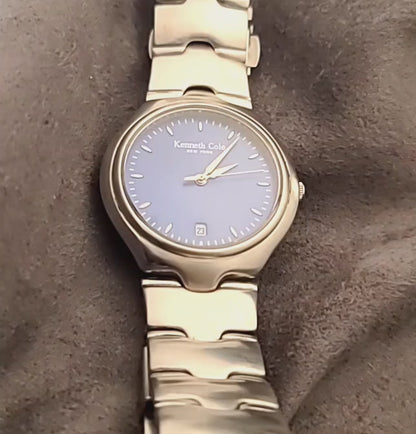 Kenneth Cole Classy Gentlemans Quartz Analog Watch With Date Display at 6 Position